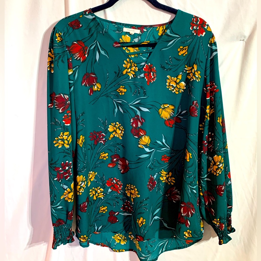Maurice’s dressy top size xl